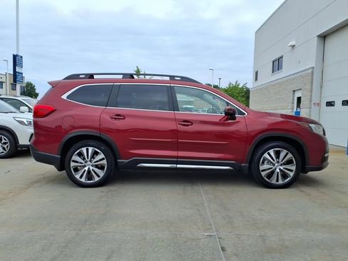 Used 2022 Subaru Ascent Limited w/ Technology Package AWD/4WD image 4