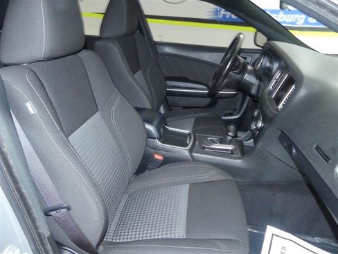 Used 2023 Dodge Charger SXT RWD image 8