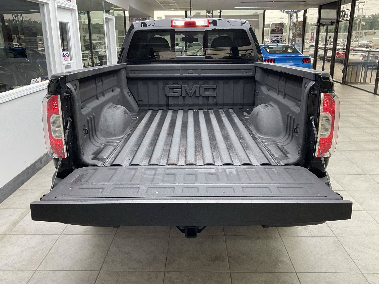 Used 2022 GMC Canyon Elevation w/ Elevation Premium Package AWD/4WD image 20