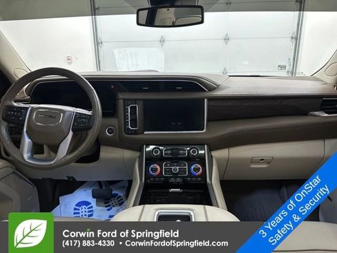 Used 2023 GMC Yukon Denali image 16