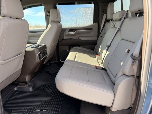 Used 2024 GMC Sierra 1500 SLT w/ SLT Premium Plus Package image 11