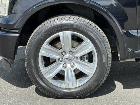 Used 2016 Ford F150 Platinum w/ Equipment Group 701A Luxury image 25