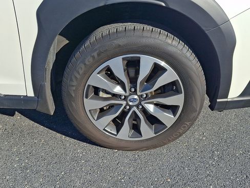 Used 2023 Subaru Outback Limited image 8