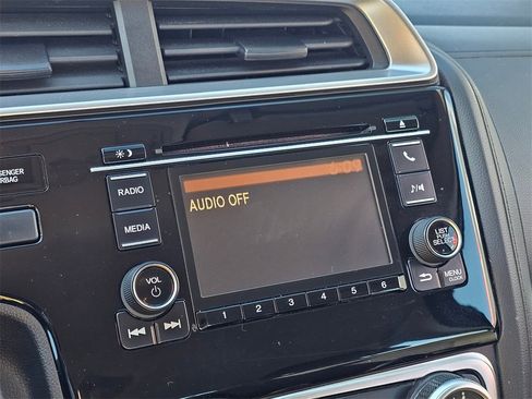 Used 2018 Honda Fit LX image 22