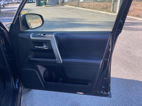 Used 2019 Toyota 4Runner SR5 Premium image 36