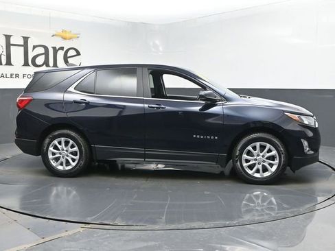 Used 2021 Chevrolet Equinox LT image 1