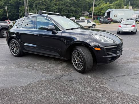 Used 2015 Porsche Macan S w/ Premium Package Plus AWD/4WD image 40