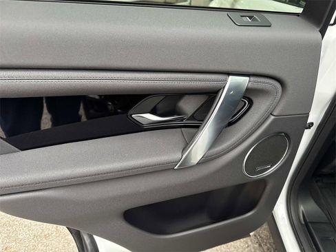 Certified 2025 Land Rover Discovery Sport S image 12