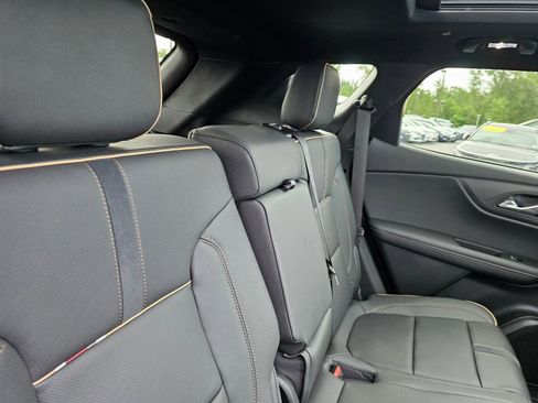 Used 2025 Chevrolet Blazer Premier w/ Driver Confidence II Package image 19