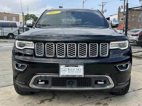 Used 2017 Jeep Grand Cherokee Overland w/ Jeep Active Safety Group AWD/4WD image 2