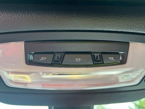 Used 2015 BMW M4 Convertible image 35