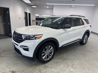 Used 2021 Ford Explorer XLT w/ Equipment Group 202A video 4