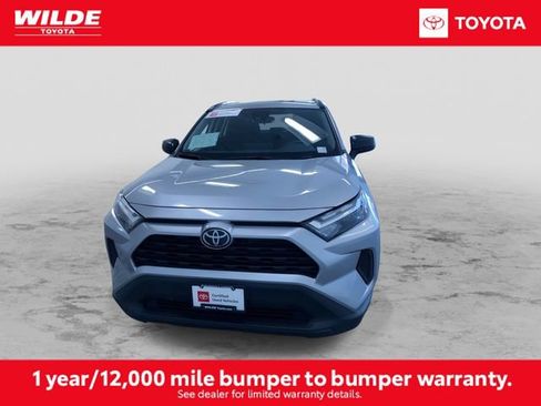 Certified 2025 Toyota RAV4 LE AWD/4WD image 4