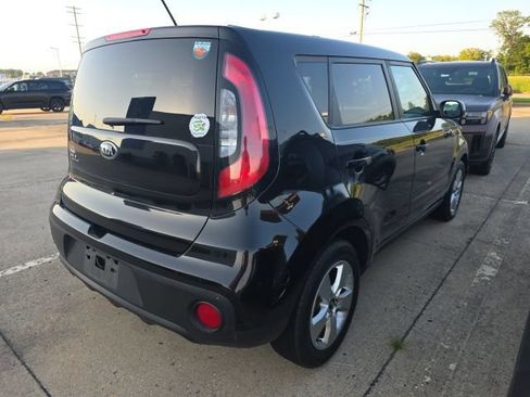 Used 2017 Kia Soul FWD image 3