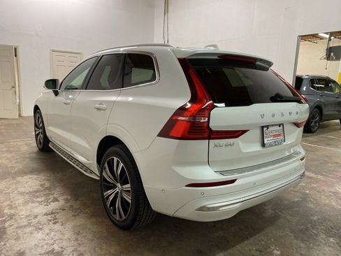 Used 2023 Volvo XC60 B5 Plus w/ Protection Package Premier image 4