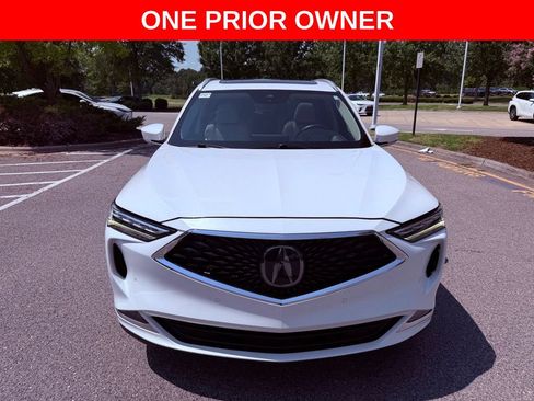 Used 2023 Acura MDX SH-AWD w/ Advance Package image 2