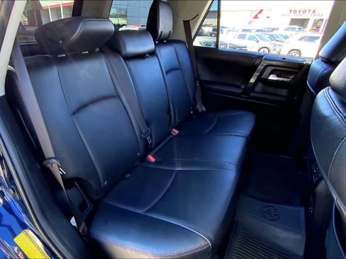 Used 2022 Toyota 4Runner TRD Off-Road Premium image 19