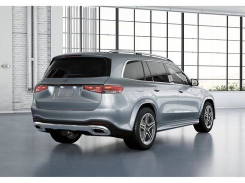 Used 2025 Mercedes-Benz GLS 450 4MATIC image 23