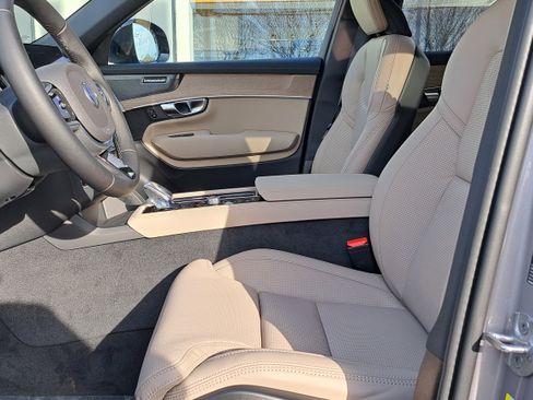 New 2026 Volvo XC90 B6 Ultra image 6