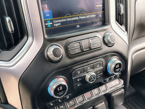 Used 2021 GMC Sierra 1500 SLT AWD/4WD image 31