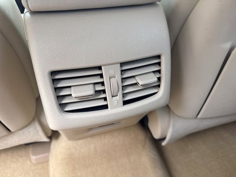 Used 2013 Lexus ES 350 image 34