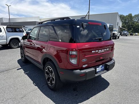 Used 2025 Ford Bronco Sport Outer Banks w/ Outer Banks Tech Package+ AWD/4WD image 5