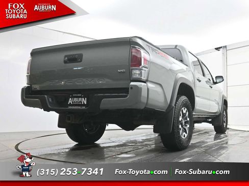 Used 2023 Toyota Tacoma TRD Off-Road image 18