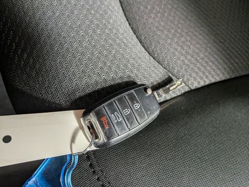 Used 2018 Kia Optima LX image 30