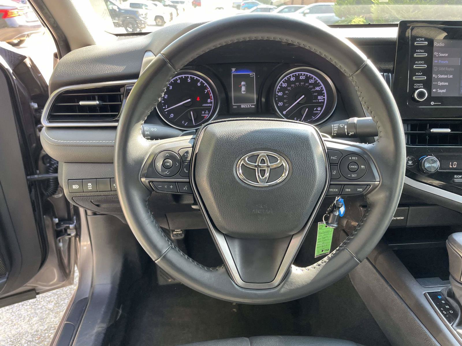 Used 2023 Toyota Camry SE FWD image 17
