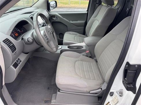 Used 2021 Nissan Frontier S image 9