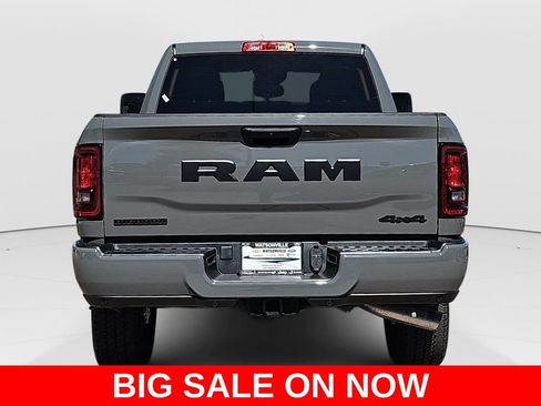 New 2026 RAM 2500 Big Horn AWD/4WD image 4