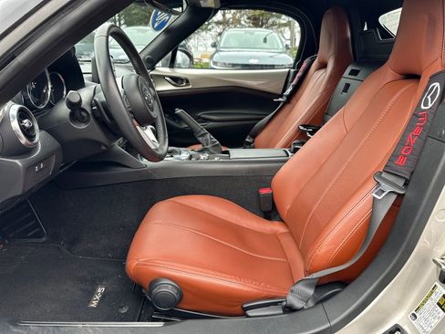 Used 2023 MAZDA MX-5 Miata Grand Touring w/ Weather Package image 12