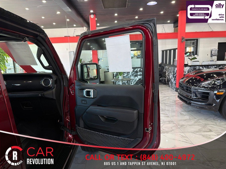 Used 2022 Jeep Wrangler Unlimited Rubicon w/ Trailer Tow Package AWD/4WD image 44