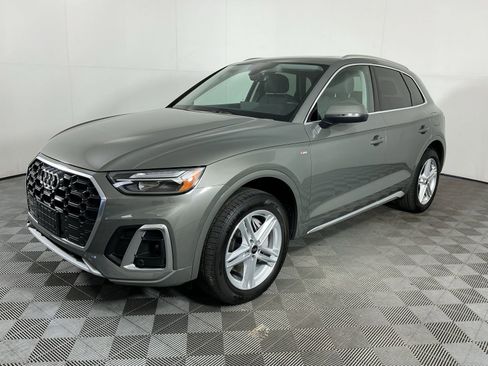 Certified 2025 Audi Q5 e Premium Plus w/ Premium Plus Package AWD/4WD image 4