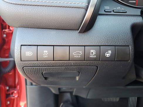 Used 2022 Toyota Camry XSE image 30