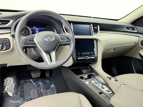 Used 2023 INFINITI QX50 Luxe AWD/4WD image 13