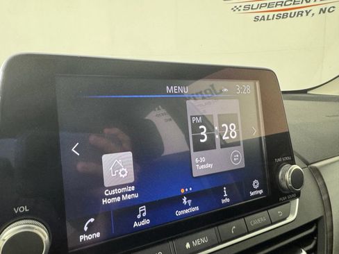 Used 2025 Nissan Altima 2.5 SV FWD image 20