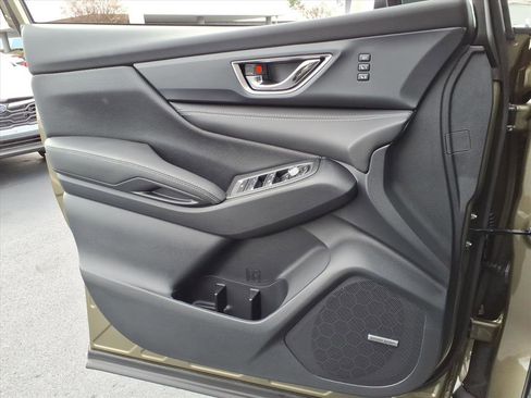 New 2026 Subaru Ascent Limited image 17