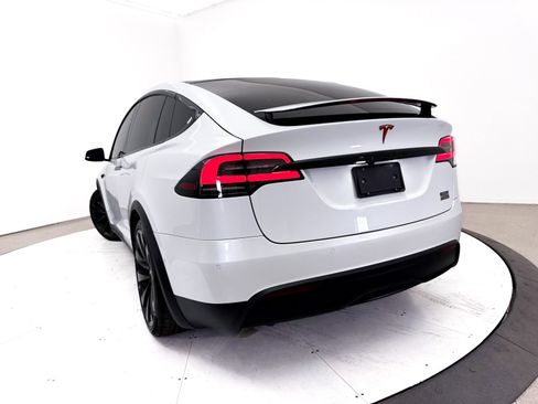 Used 2022 Tesla Model X Plaid AWD/4WD image 8