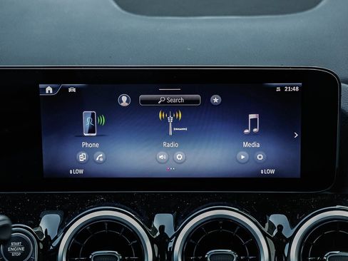 New 2026 Mercedes-Benz GLA 250 4MATIC image 12