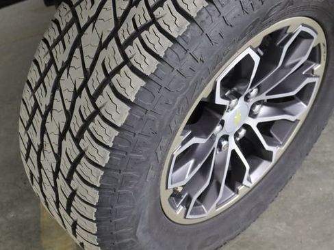Used 2020 Chevrolet Colorado ZR2 AWD/4WD image 37