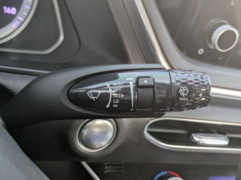 Used 2021 Hyundai Sonata SEL w/ Preferred Accessory Package image 17