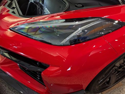 Used 2025 Chevrolet Corvette Z06 w/ Z07 Performance Package image 5