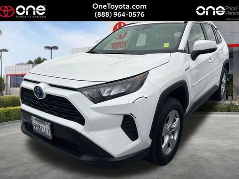 Used 2020 Toyota RAV4 LE w/ All Weather Liner Package image 1