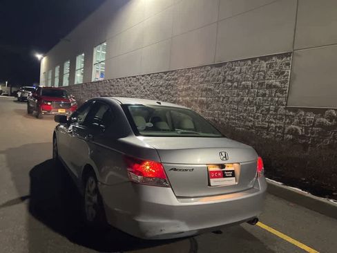 Used 2009 Honda Accord EX-L image 9