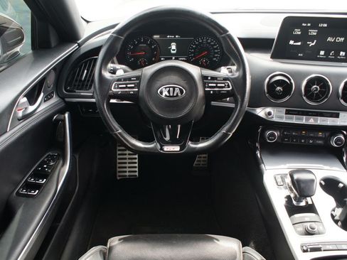 Used 2019 Kia Stinger GT2 RWD image 3