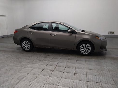 Used 2019 Toyota Corolla LE FWD image 11
