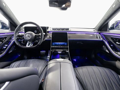 Certified 2025 Mercedes-Benz S 63 AMG S w/ Carbon Fiber Exterior Package image 26