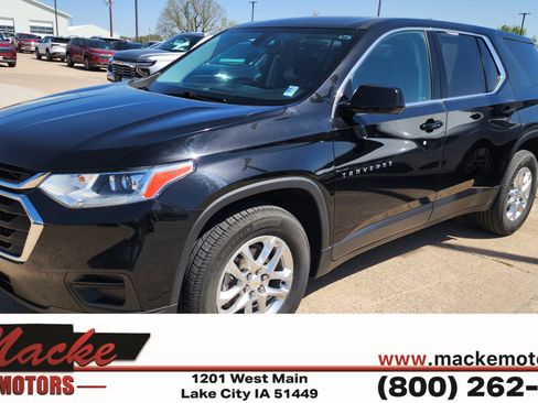Used 2019 Chevrolet Traverse LS FWD image 1