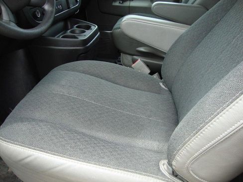 Used 2023 Chevrolet Express 2500 w/ Driver Convenience Package image 9